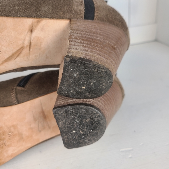 Aquatalia Suede Ankle Boots Side-Zip Booties - Taupe - Picture 12 of 15